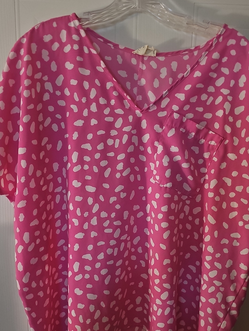 1.4.3. Story by Line Up Hot Pink with White Spot V-Neck Pocket Tunic